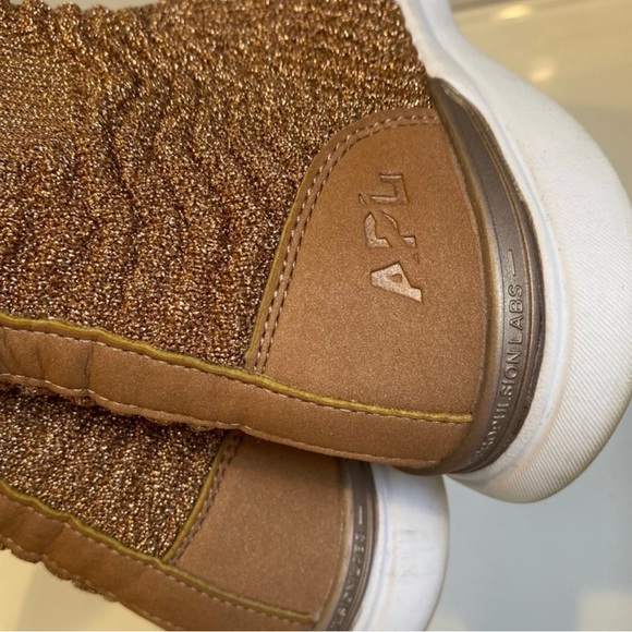 APL ATHLETIC PROPULSION LABS - Picture 7 of 8